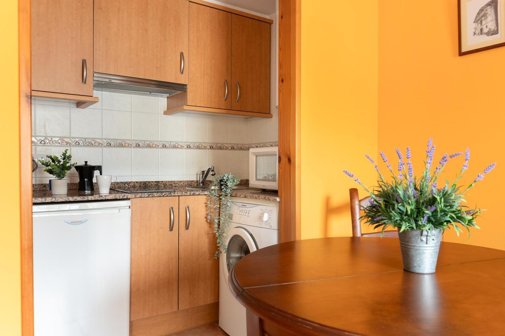 Apartamentos El Cruce De Moraton Cóbreces Exteriör bild