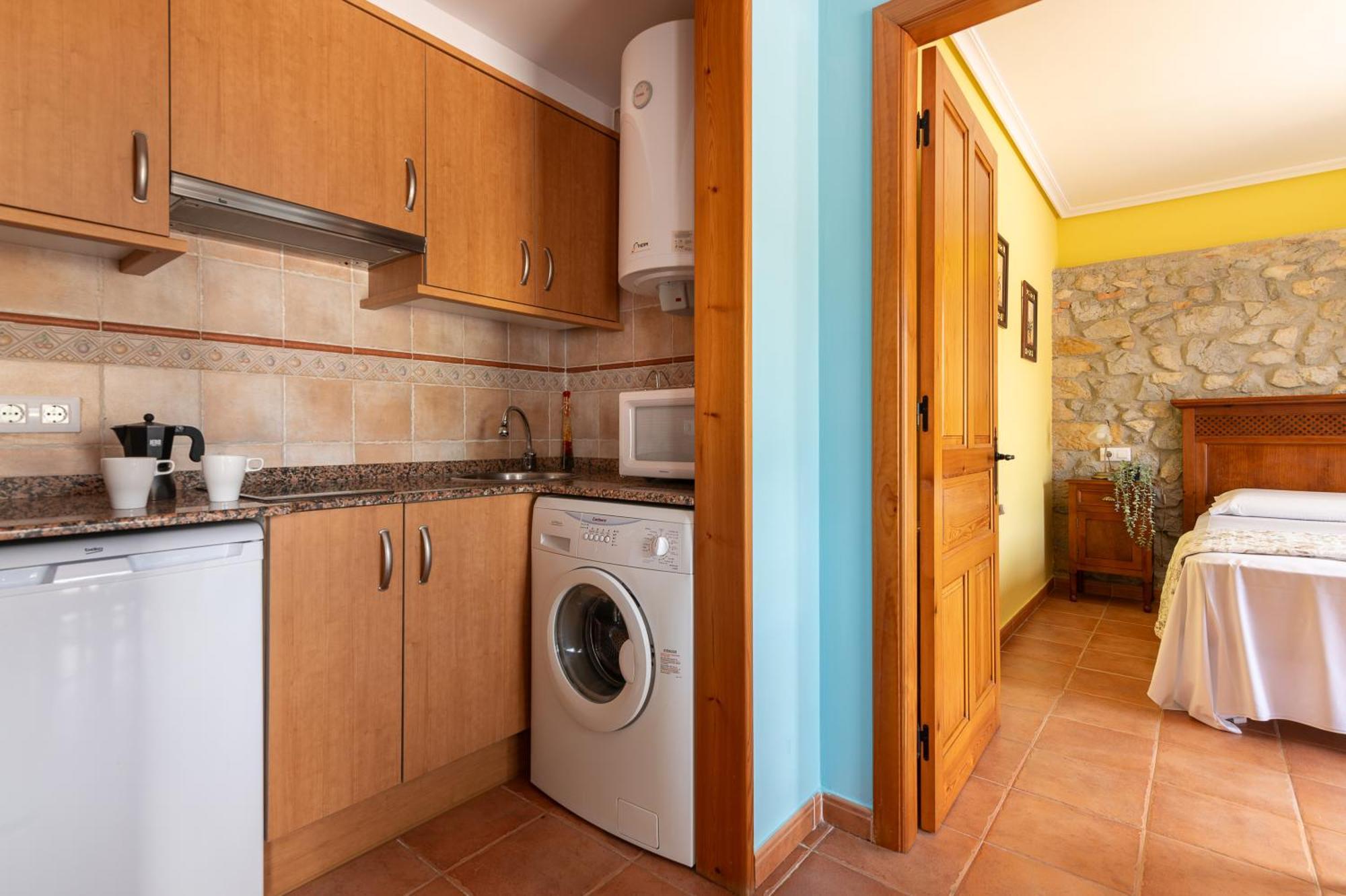 Apartamentos El Cruce De Moraton Cóbreces Exteriör bild
