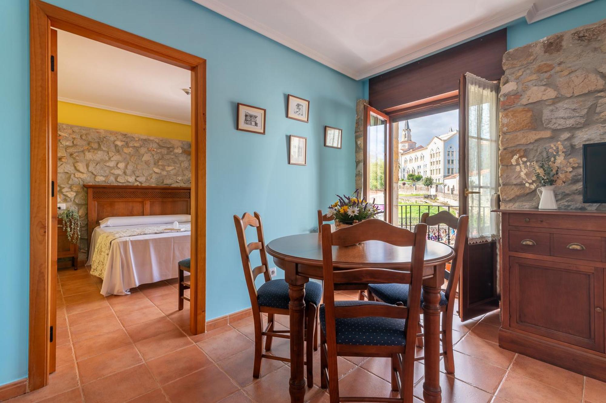Apartamentos El Cruce De Moraton Cóbreces Exteriör bild